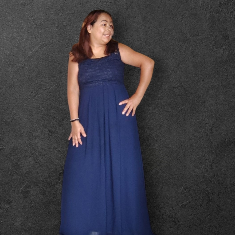 Miusol Women's Medium Navy Lace Formal Dress - Picture 5 of 12